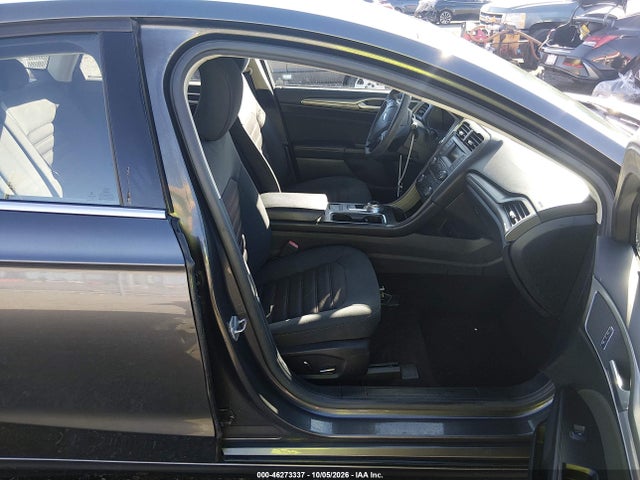 46273337 :رقم المزاد ، 3FA6P0H72HR235623 vin ، 2017 Ford Fusion Se مزاد بيع