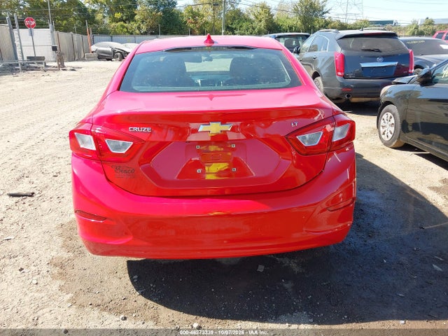 46273339 :رقم المزاد ، 1G1BE5SMXH7125431 vin ، 2017 Chevrolet Cruze Lt Auto مزاد بيع