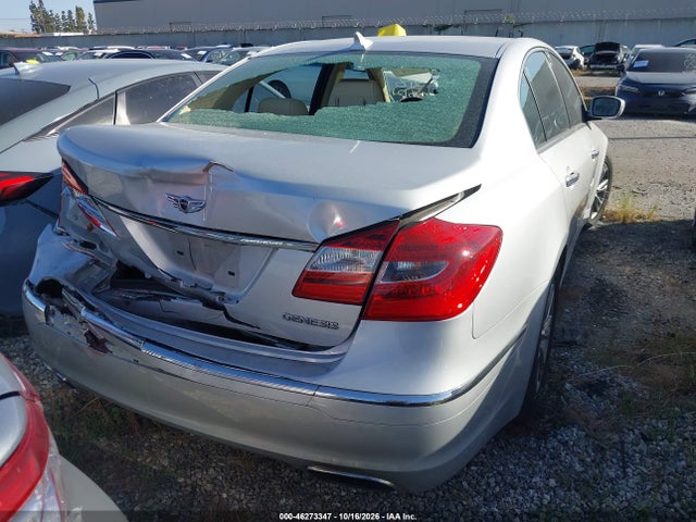 Hyundai Genesis 3.8 2014 KMHGC4DDXEU265661 Image 17