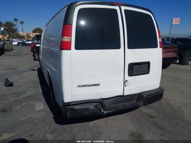 2003 Chevrolet Express მანქანა იყიდება აუქციონზე, vin: 1GCFG15X031167975, აუქციონის ნომერი: 46273369