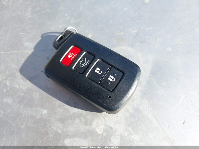 46273401 :رقم المزاد ، 5TDDKRFH5GS332858 vin ، 2016 Toyota Highlander Limited Platinum V6 مزاد بيع