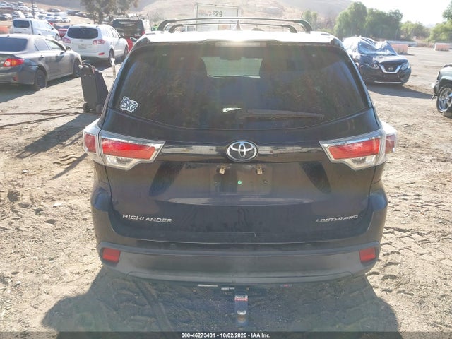 46273401 :رقم المزاد ، 5TDDKRFH5GS332858 vin ، 2016 Toyota Highlander Limited Platinum V6 مزاد بيع