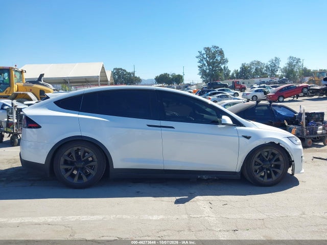 Tesla Model X Dual Motor All-wheel Drive 2022 7SAXCBE59NF364063 Image 13