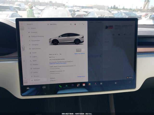 Tesla Model X Dual Motor All-wheel Drive 2022 7SAXCBE59NF364063 Image 18