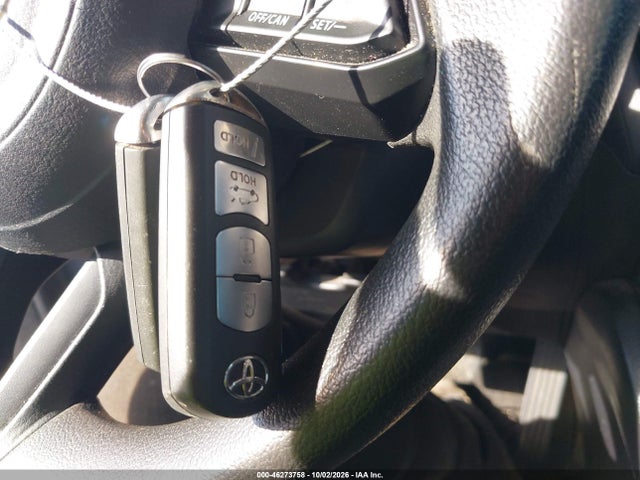 2020 Toyota Yaris L მანქანა იყიდება აუქციონზე, vin: 3MYDLBYV5LY709197, აუქციონის ნომერი: 46273758