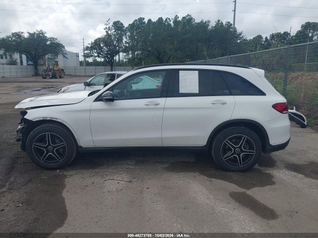 2021 Mercedes-benz Glc 300 Suv მანქანა იყიდება აუქციონზე, vin: W1N0G8DB0MV320863, აუქციონის ნომერი: 46273785
