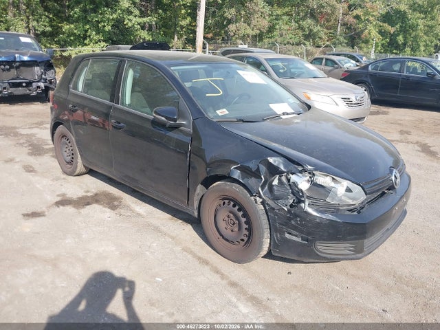 46273823 :رقم المزاد ، WVWDB7AJ8CW249000 vin ، 2012 Volkswagen Golf 2.5l 4-door مزاد بيع