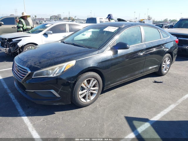 Hyundai Sonata 2016 5NPE24AF6GH392859 Image 2