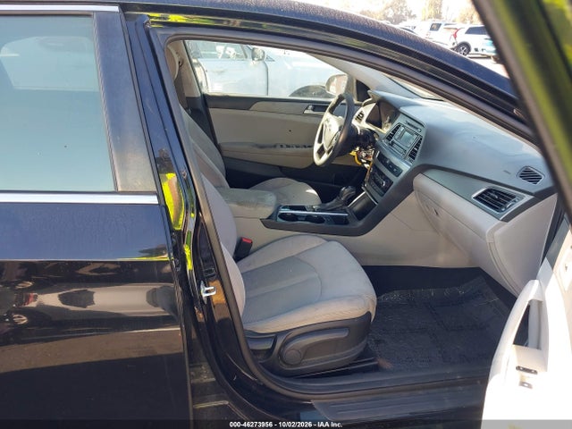 Hyundai Sonata 2016 5NPE24AF6GH392859 Image 5