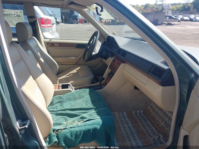 Продаж на аукціоні авто 1994 Mercedes-benz E 320, vin: WDBEA32E6RC045953, номер лоту: 46273983