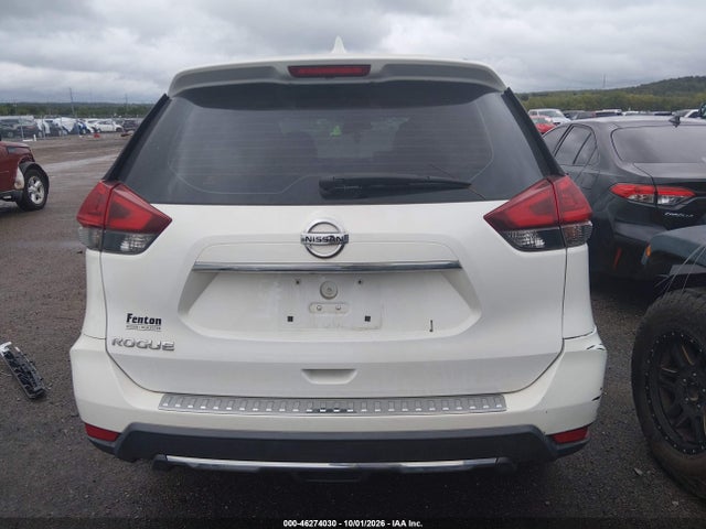 Продажа на аукционе авто 2018 Nissan Rogue S, vin: 5N1AT2MT6JC746735, номер лота: 46274030
