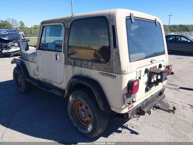 46274137 :رقم المزاد ، 2J4FY49T1KJ130104 vin ، 1989 Jeep Wrangler / Yj Sahara مزاد بيع