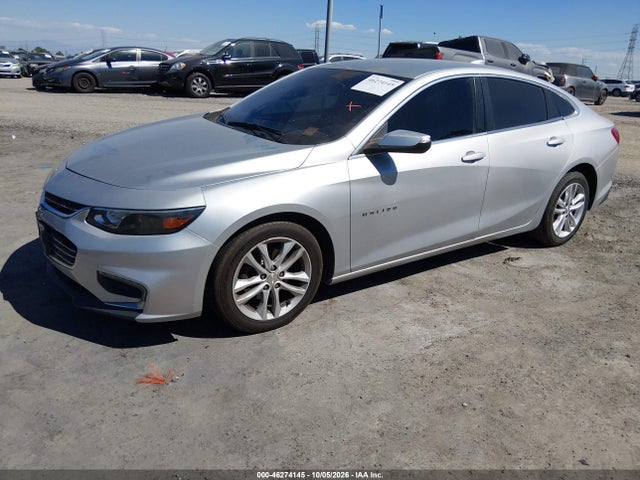 Chevrolet MALIBU LT 2018 1G1ZD5ST6JF234070 Image 2