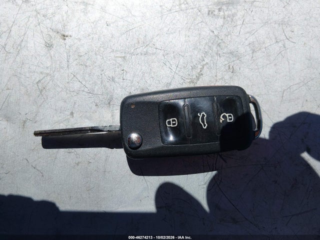 2011 Volkswagen Jetta 2.0l S მანქანა იყიდება აუქციონზე, vin: 3VW2K7AJ9BM042635, აუქციონის ნომერი: 46274213