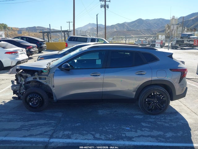 KL77LKE2XRC025332 Chevrolet Trax Fwd Activ