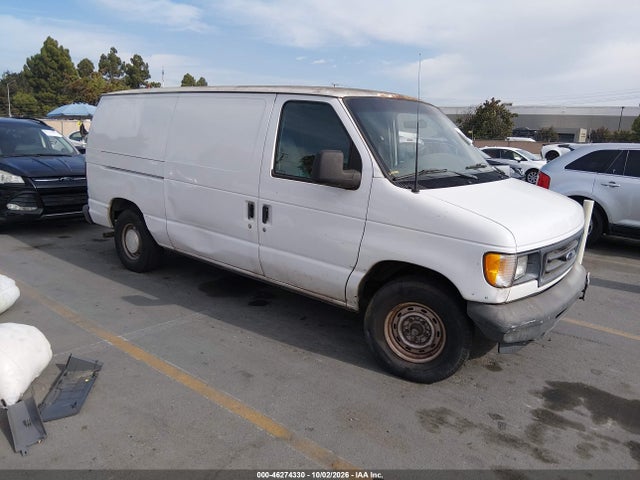 46274330 :رقم المزاد ، 1FTRE142X3HA03536 vin ، 2003 Ford E-150 Commercial مزاد بيع