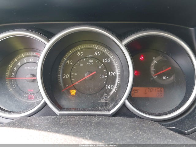 2011 Nissan Versa 1.8s მანქანა იყიდება აუქციონზე, vin: 3N1BC1AP7BL379279, აუქციონის ნომერი: 46274384