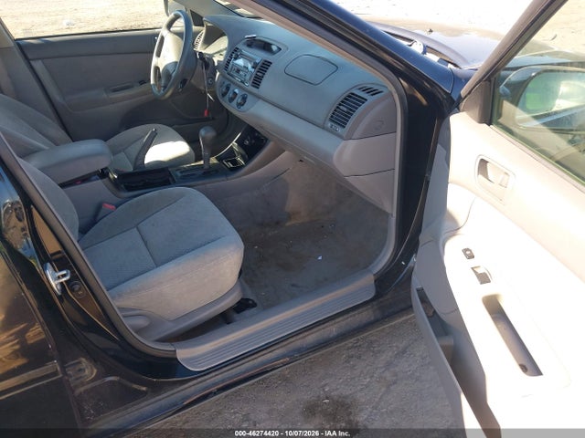46274420 :رقم المزاد ، 4T1BE32K03U143596 vin ، 2003 Toyota Camry Le مزاد بيع