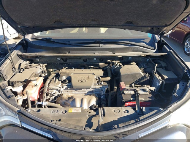 Toyota Rav4 Xle 2017 JTMWFREV6HJ136575 Image 10