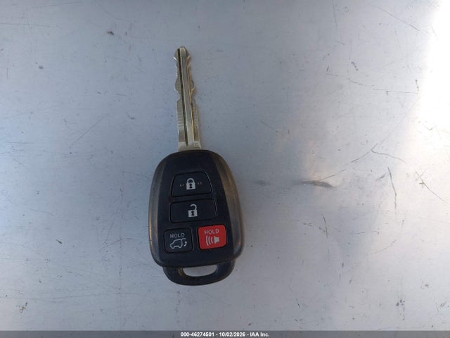 Toyota Rav4 Xle 2017 JTMWFREV6HJ136575 Image 11