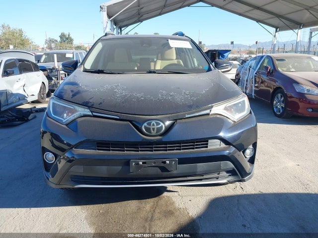 Toyota Rav4 Xle 2017 JTMWFREV6HJ136575 Image 13