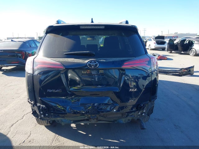 Toyota Rav4 Xle 2017 JTMWFREV6HJ136575 Image 17