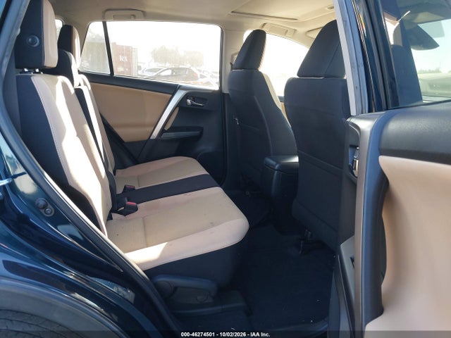 Toyota Rav4 Xle 2017 JTMWFREV6HJ136575 Image 8