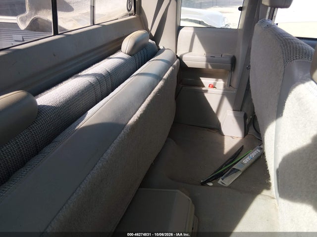 Продаж на аукціоні авто 1998 Chevrolet C1500 Fleetside, vin: 1GCEC19WXWE230067, номер лоту: 46274831