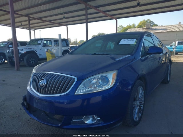 Buick Verano Leather Group 2014 1G4PS5SK9E4119830 Image 2