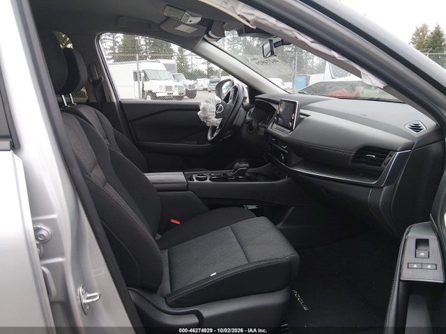 JN8BT3BB0SW421432 Nissan Rogue Sv Intelligent Awd