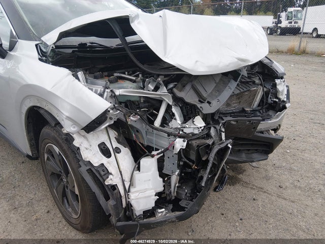JN8BT3BB0SW421432 Nissan Rogue Sv Intelligent Awd