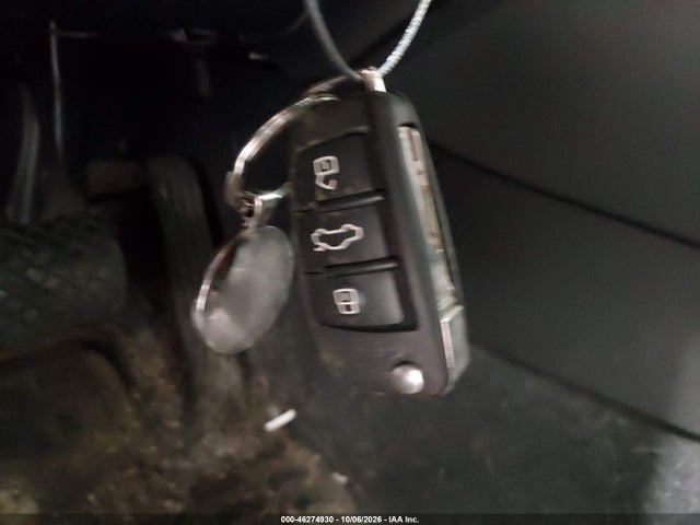 46274930 :رقم المزاد ، WA1EFCFSXFR005140 vin ، 2015 Audi Q3 2.0t Premium Plus مزاد بيع