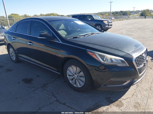 Aukcja sprzedaży 2016 Hyundai Sonata Hybrid Se, vin: KMHE24L1XGA040761, numer aukcji: 46275002