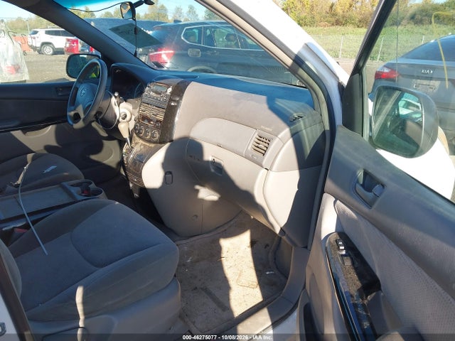 Продаж на аукціоні авто 2004 Toyota Sienna Le, vin: 5TDZA23C54S112141, номер лоту: 46275077