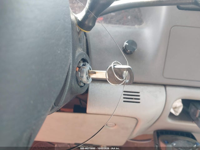 46275080 :رقم المزاد ، 1FTSW31F01EC65470 vin ، 2001 Ford F-350 Lariat/xl/xlt مزاد بيع