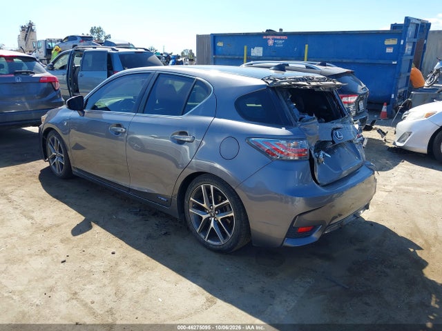 Lexus CT 200H 2016 JTHKD5BH3G2268647 Image 3