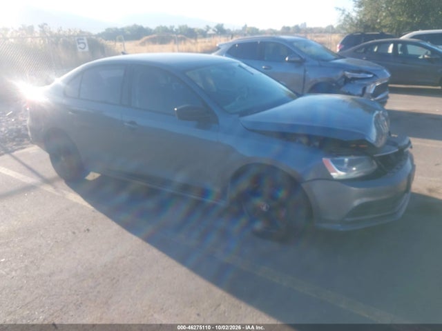 46275110 :رقم المزاد ، 3VWD17AJ0FM208753 vin ، 2015 Volkswagen Jetta 1.8t Se مزاد بيع