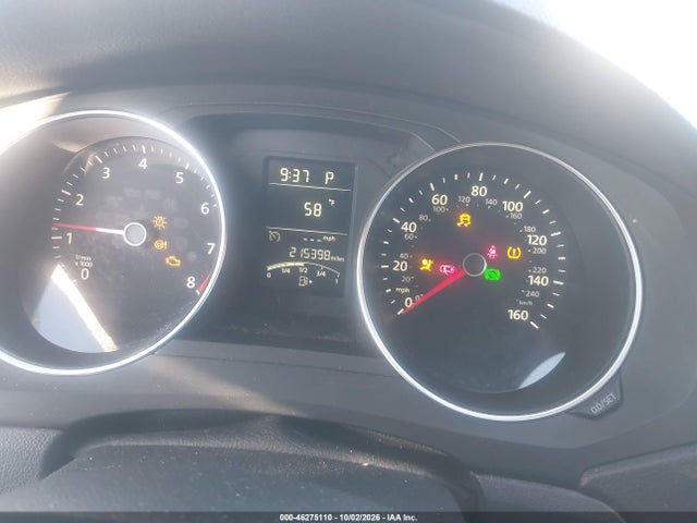 46275110 :رقم المزاد ، 3VWD17AJ0FM208753 vin ، 2015 Volkswagen Jetta 1.8t Se مزاد بيع