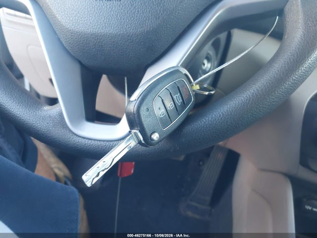 Продажа на аукционе авто 2016 Hyundai Tucson Se, vin: KM8J33A46GU203147, номер лота: 46275166