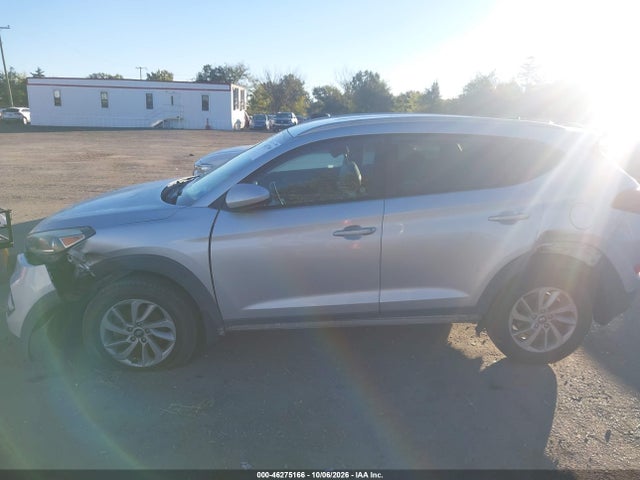 Продажа на аукционе авто 2016 Hyundai Tucson Se, vin: KM8J33A46GU203147, номер лота: 46275166