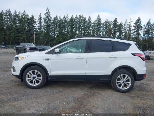 Aukcja sprzedaży 2018 Ford Escape Se, vin: 1FMCU9GD8JUD31168, numer aukcji: 46275211
