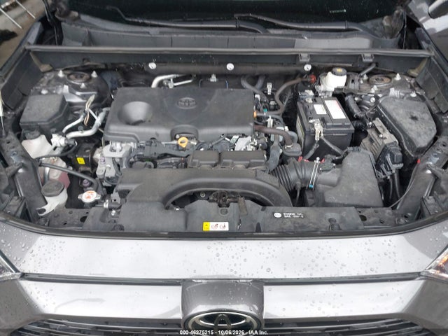 46275215 :رقم المزاد ، 2T3W1RFV4MC156172 vin ، 2021 Toyota Rav4 Xle مزاد بيع