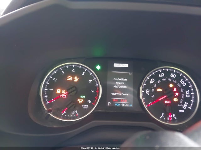 46275215 :رقم المزاد ، 2T3W1RFV4MC156172 vin ، 2021 Toyota Rav4 Xle مزاد بيع