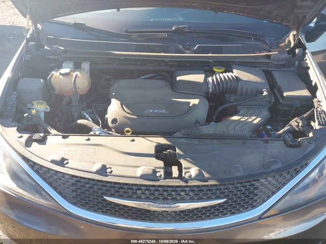 Продаж на аукціоні авто 2017 Chrysler Pacifica Touring, vin: 2C4RC1DG5HR578947, номер лоту: 46275248