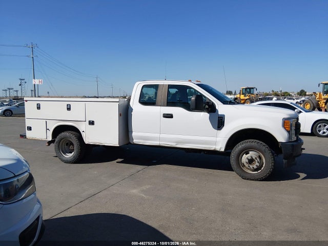 Aukcja sprzedaży 2017 Ford F-350 Chassis Xl, vin: 1FD8X3H64HEE74083, numer aukcji: 46275324