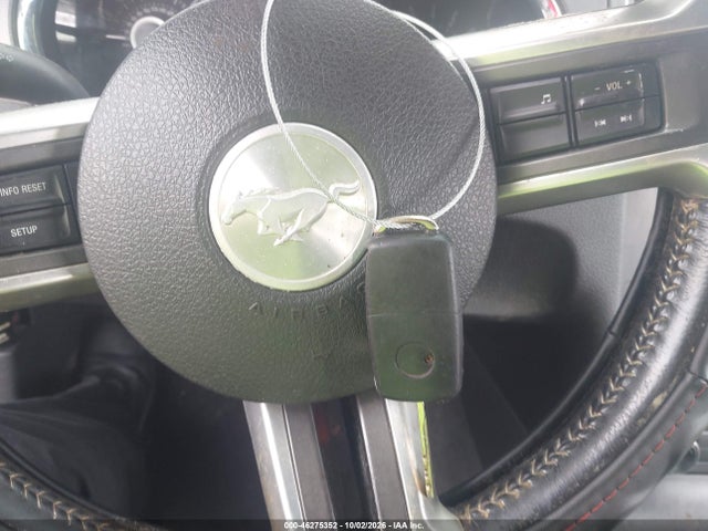 Продаж на аукціоні авто 2013 Ford Mustang V6, vin: 1ZVBP8EM9D5219723, номер лоту: 46275352
