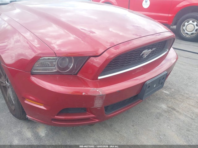 Продаж на аукціоні авто 2013 Ford Mustang V6, vin: 1ZVBP8EM9D5219723, номер лоту: 46275352