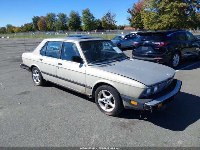 46275380 :رقم المزاد ، WBADC8403J3261850 vin ، 1988 Bmw 535 Automatic/is Automatic مزاد بيع