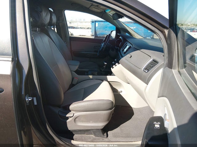 2017 Kia Sedona Lx მანქანა იყიდება აუქციონზე, vin: KNDMB5C13H6338899, აუქციონის ნომერი: 46275405