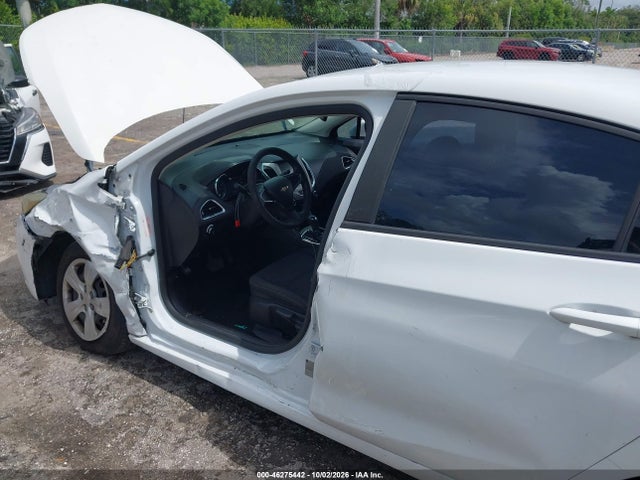 Aukcja sprzedaży 2017 Chevrolet Cruze Ls Auto, vin: 1G1BC5SM9H7112532, numer aukcji: 46275442